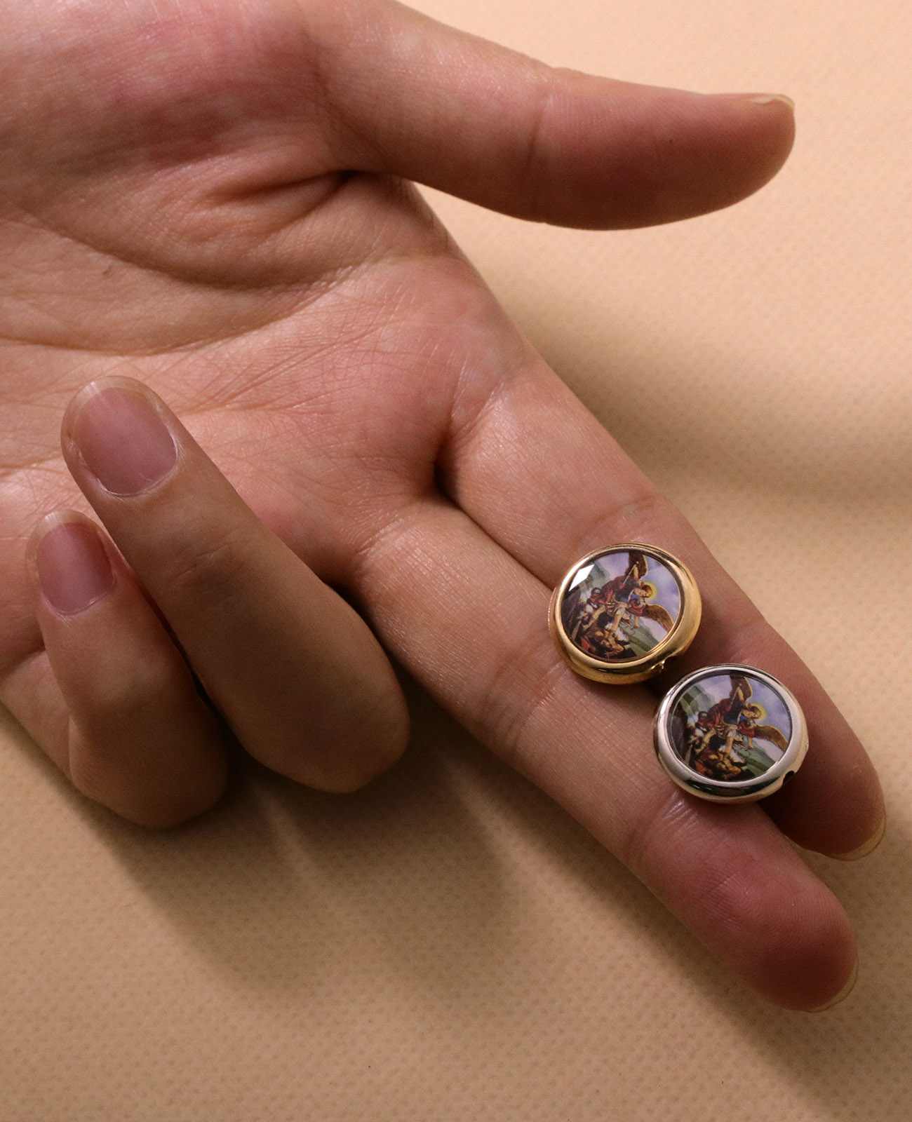 20 個ラウンド大天使聖ミカエルアイコンルースビーズ聖ミカエ - Jewelry Making Michaels のレビューと価格