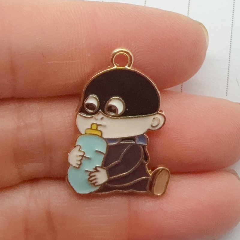 10個入り合金製ドリップオイル漫画ペンダント、DIYジュエリ - Jewelry Making Earrings のレビューと価格