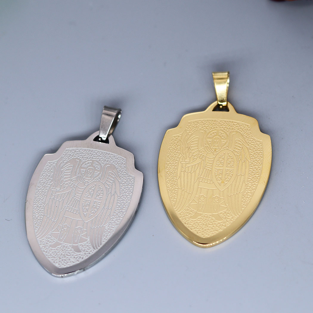 Ardiel Sainticミチェルメダリオン、ネックレス用 - Jewelry Making Michaels のレビューと価格