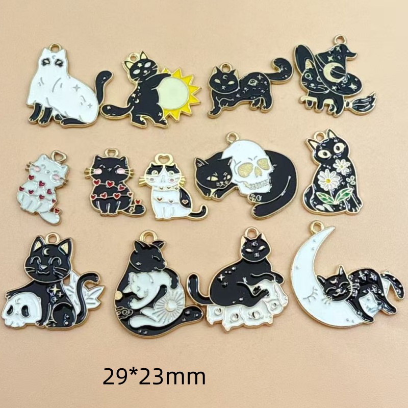 10 個オリジナル合金エナメル黒猫チャームかわいい子猫ペンダ - Jewelry Making Earrings のレビューと価格