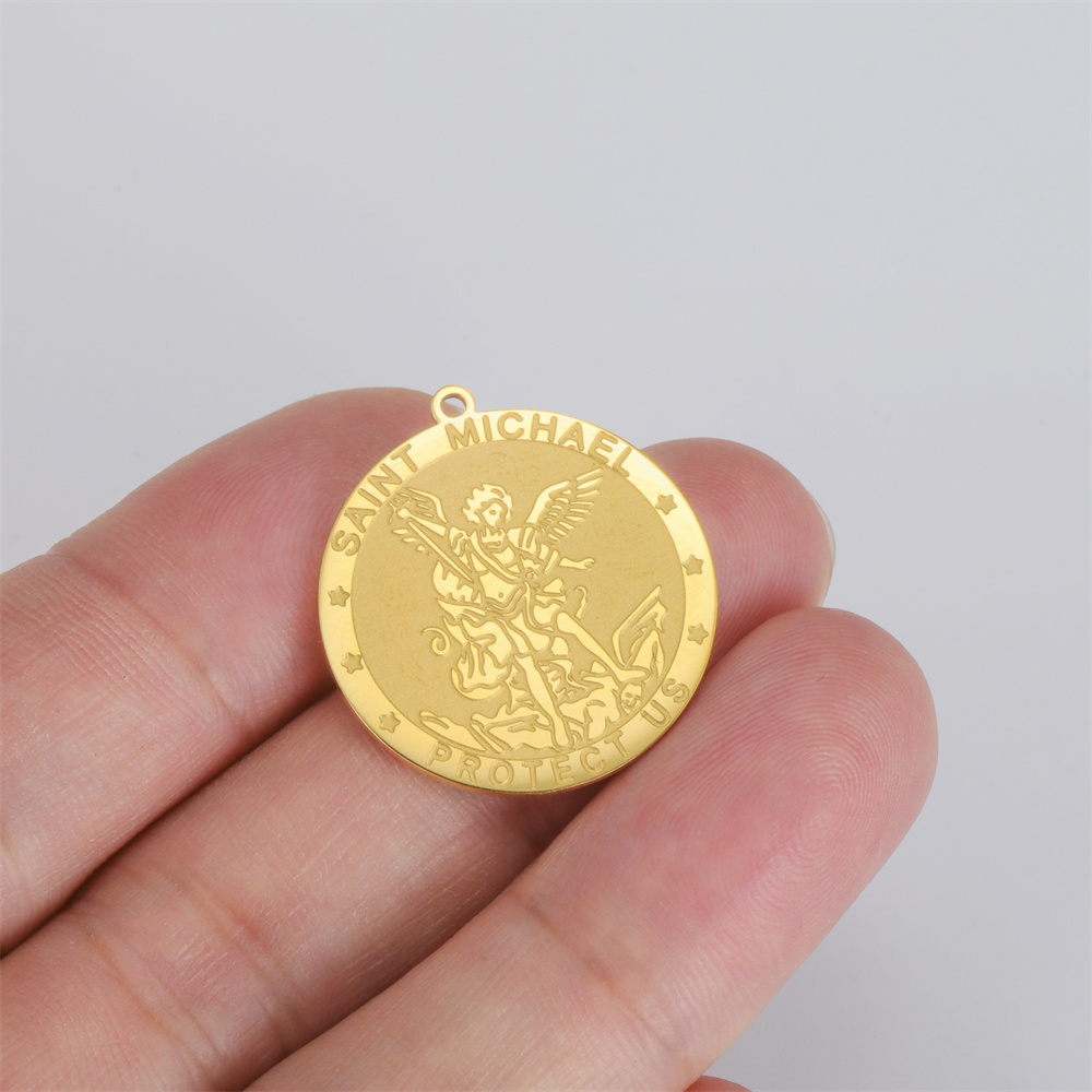 1pc 聖ミカエルペンダントネックレスキーホルダージュエリー - Jewelry Making Michaels のレビューと価格