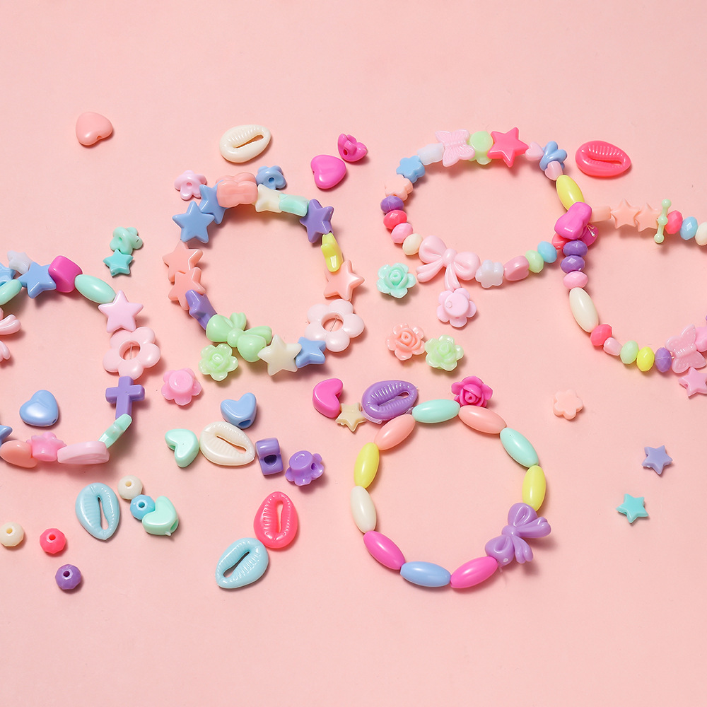 1箱 カラフルアクリルポニービーズ スクエアレタークレイスペ - Jewelry Making Tutorials のレビューと価格